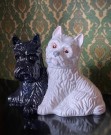 Kitsch terrier decanter/ Karaffel I sort/ hvit glasert porselen - Scotch Black & White Premium Whisky Scotland Skottland thumbnail