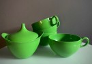 Eple grønne kopper og skål i melamine - USA, 1950/60 tallet thumbnail