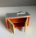 Lundby dukkehusmøbler 1:16 - kjøkkeninnredning malt tre 1960 tallet thumbnail