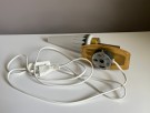 Lampett med kuppel i hvitt opalin glass - 1950 tallet thumbnail