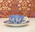 Antikk hvit porselens kaffekopp/ kuvert med blå dekor og gullkant 615 - Bavaria Schaller Germany Tyskland 1920 tallet thumbnail