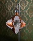 Juletrepynt håndmalt julekule/ stjerner/ ornamenter i glass med reflektor speil 1950/ 60 tallet thumbnail