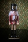 Julepynt/ juledekor Nutcracker nøtteknekker figur i malt tre - Illums Bolighus thumbnail