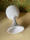 Høy stettskål kompottskål i hvitt opalin pressglass med relief dekor - Indiana Glass Company USA 1950/ 60 tallet thumbnail
