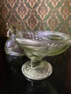 Påskedekor godteri/ snope skål med stett og lokk høne/ hane i grønt transparent Luster pressglass 1950/ 60 tallet thumbnail