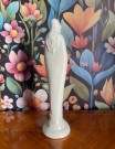 Maria Madonna religiøst ornament i matt hvit glasert steingods thumbnail