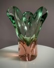 Bohemian Peach delite vase i kunstglass - Tsjekkia 1960/ 70 tallet thumbnail