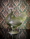 Påskedekor godteri/ snope skål med stett og lokk høne/ hane i grønt transparent Luster pressglass 1950/ 60 tallet thumbnail