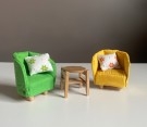 Lundby dukkehus møbler tilbehør 1:18 - Salonggruppe, lenestoler og bord (60.2022) 2000 taller thumbnail