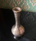 Brutalistisk vase i messing thumbnail