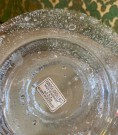 Etikettmerket skål/ bolle/ krukke i klart transparent kunstglass - Benny Motzfeldt Randsfjordglass Norway 1970-tallet thumbnail