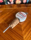 Barutstyr rekvisita Reklame BELL`S Scotch whisky Bottle pourer helletut i porselen thumbnail