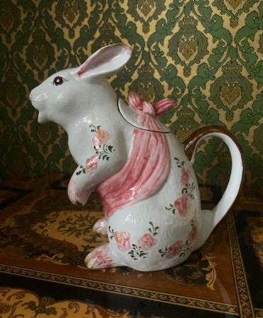 Tekanne mugge med lokk dyrefigur kanin hare blomsterdekor
