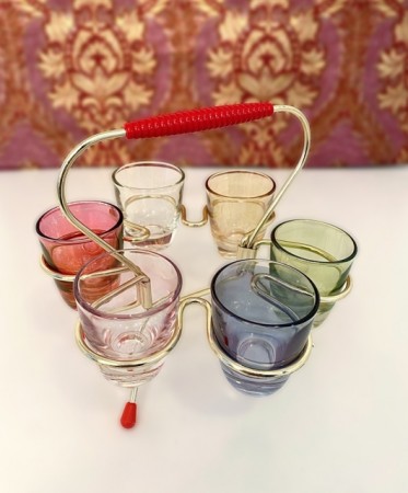 Flerfarget shots/ likør/ aperitiff/ snaps glass i string stativ - 1960 tallet