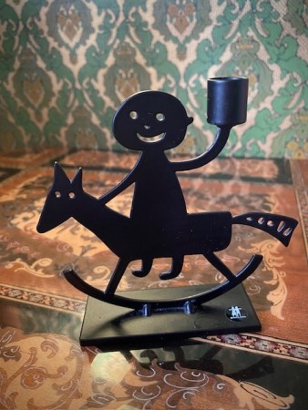 Liten sort svart lysestake i smijern Bengt & Lotta Sverige 