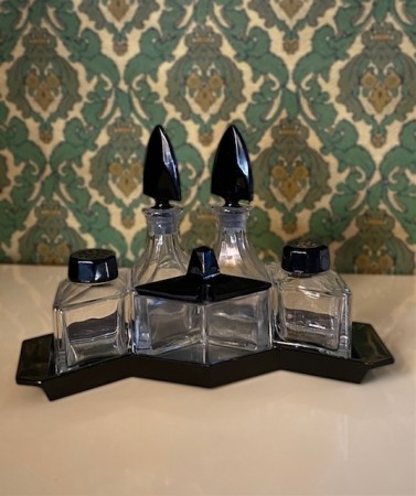 Art Deco bord/ kryddersett/ gruet set i klart og sort glass diamond shape - Frankrike 1930/40 tallet