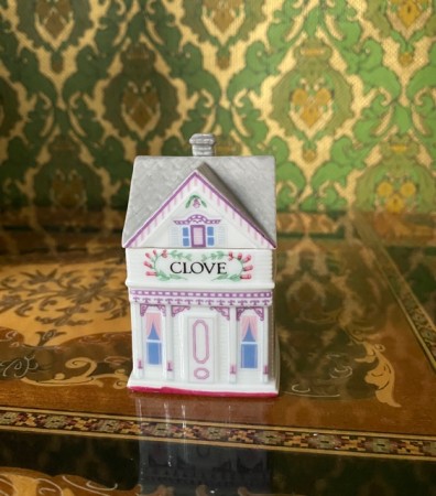 Lenox Spice Village Clove nellik krydderbøsse krydderkrukke Brooks & Bentley 1989