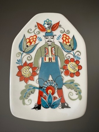 SAGA veggplatte/veggplett i porselen Turi-design Turi Gramstad Oliver FF Figgjo Flint Norway 1960/70-tallet