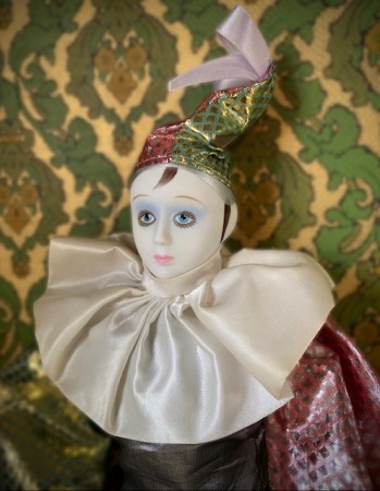 Klovn Pierrot Harlequin porselensdukke 1980/90-tallet