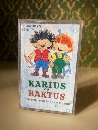 Thorbjørn Egners Karius og Baktus hørespill med sang og musikk kassett 1984