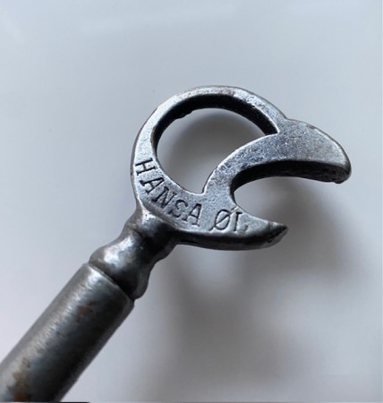 Reklame masternøkkel nøkkelformet flaskeåpner i metall Hansa øl